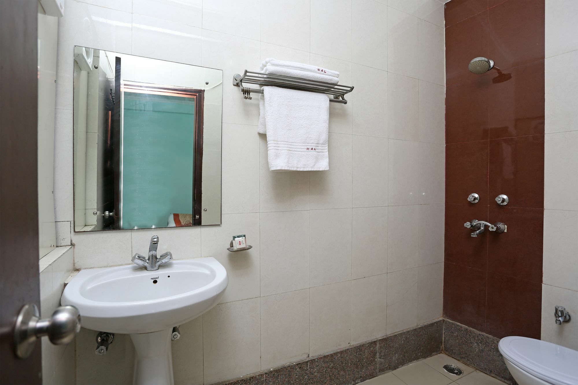 Hotel Aero Look Ню Делхи Екстериор снимка